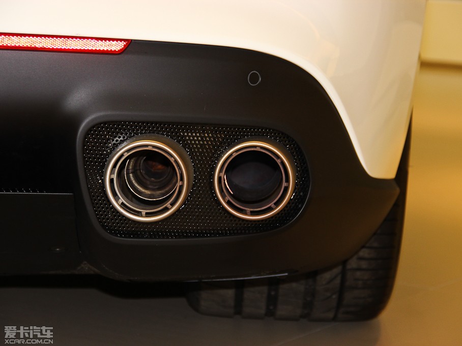 2013F12berlinetta 6.3L ˜ʰ