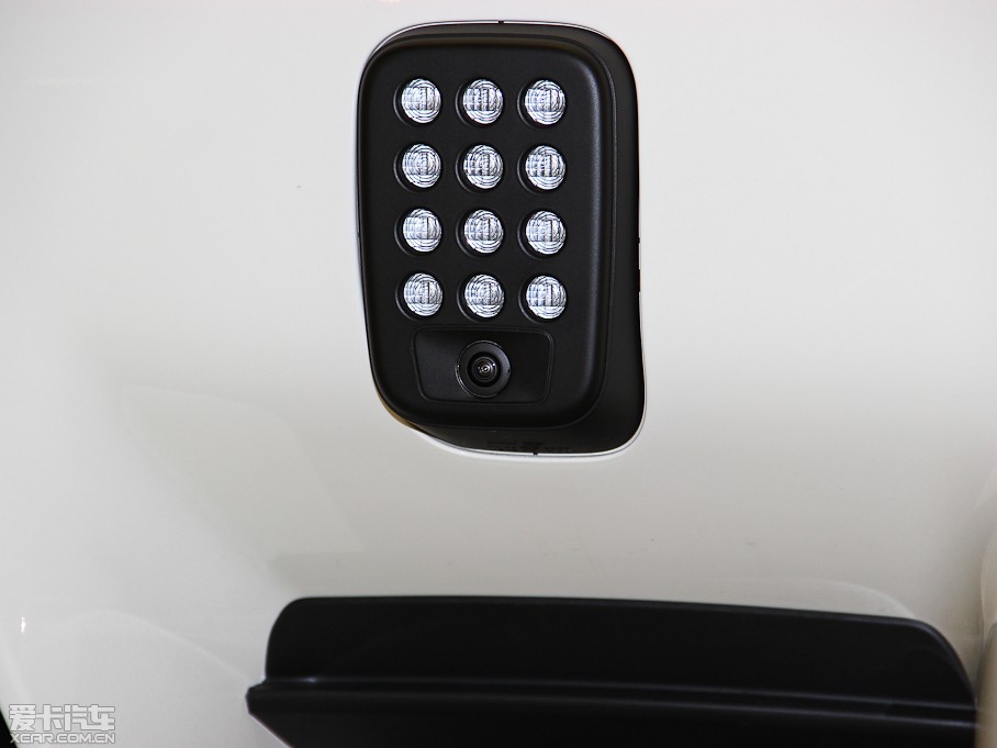 2013F12berlinetta 6.3L ˜ʰ