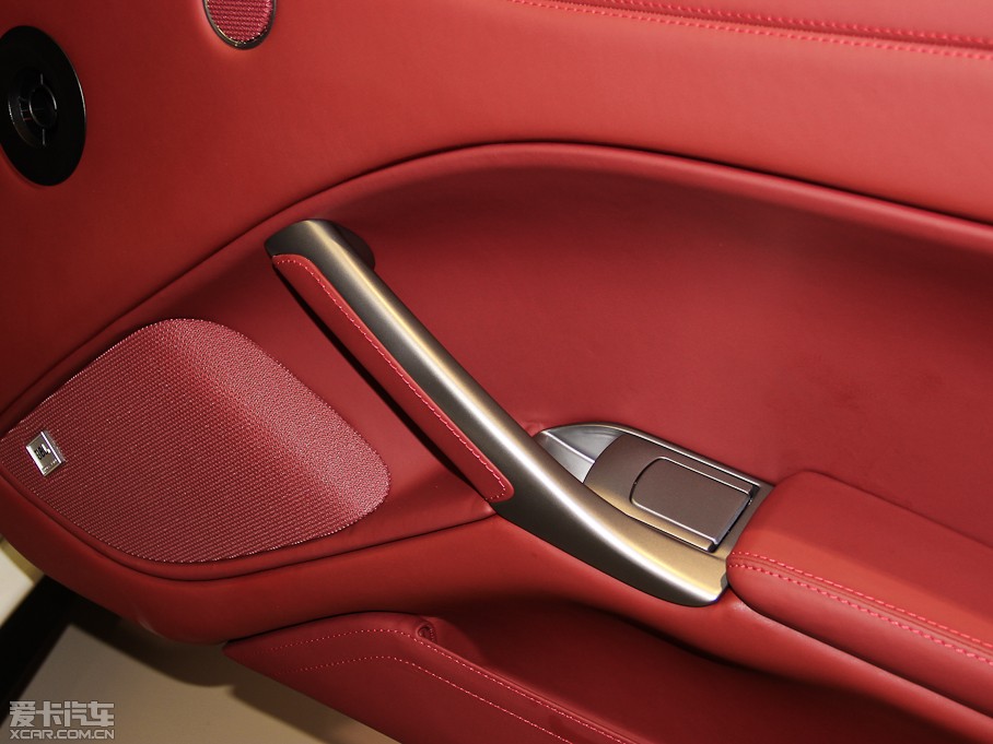 2013F12berlinetta 6.3L ˜ʰ