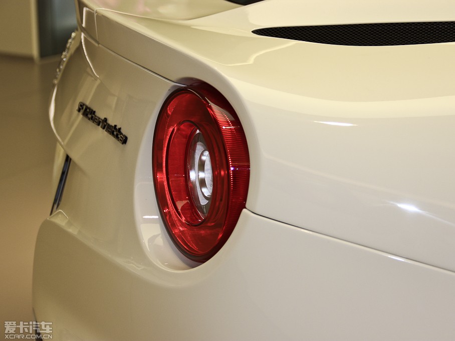 2013F12berlinetta 6.3L ˜ʰ