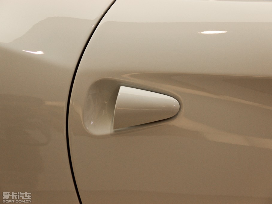 2013F12berlinetta 6.3L ˜ʰ