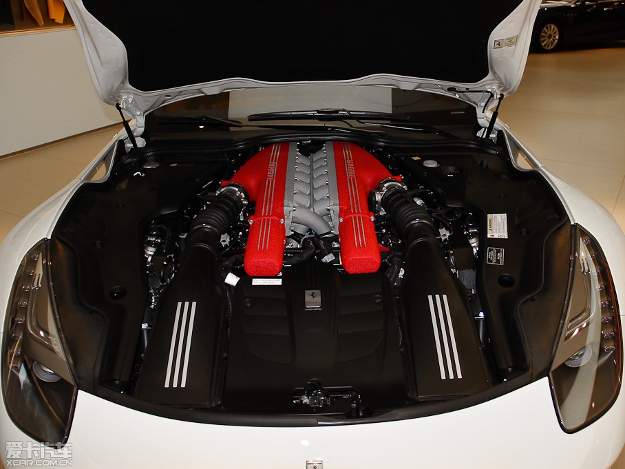 2013F12berlinetta 6.3L (bio)(zhn)