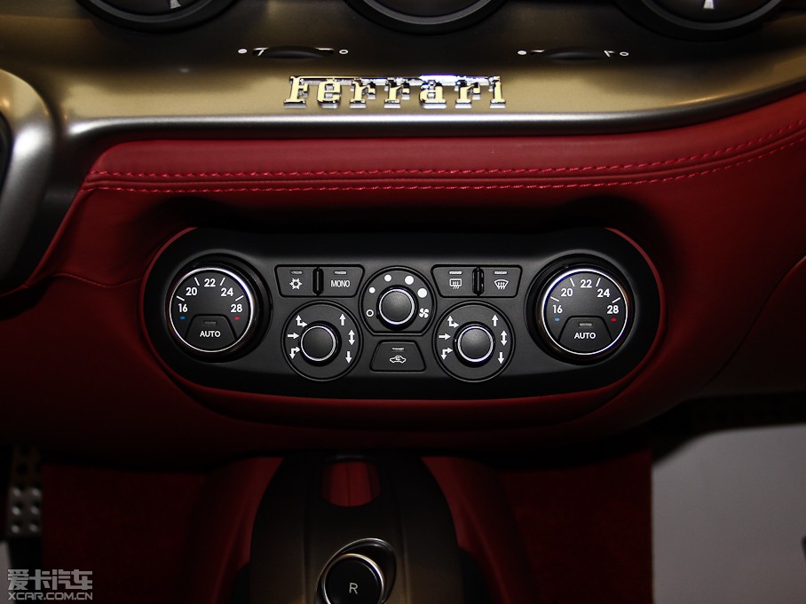 2013F12berlinetta 6.3L ˜ʰ