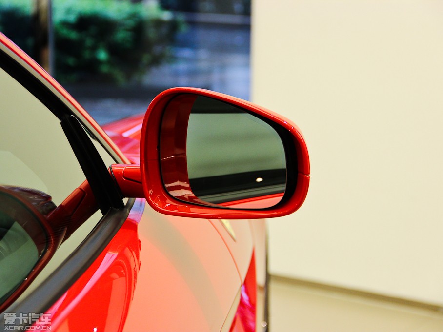 2013F12berlinetta 6.3L ˜ʰ