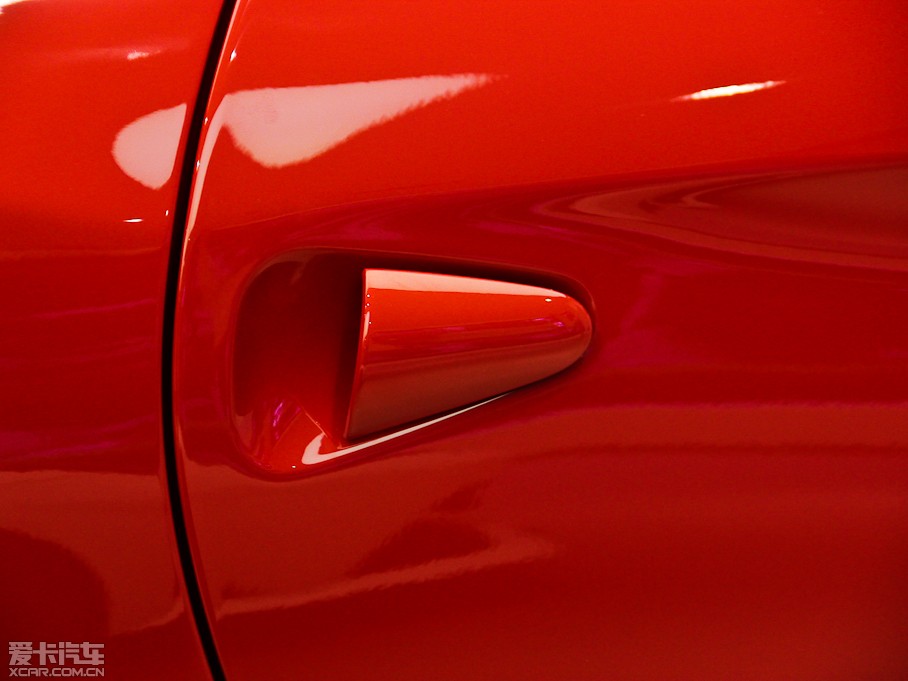 2013F12berlinetta 6.3L ˜ʰ