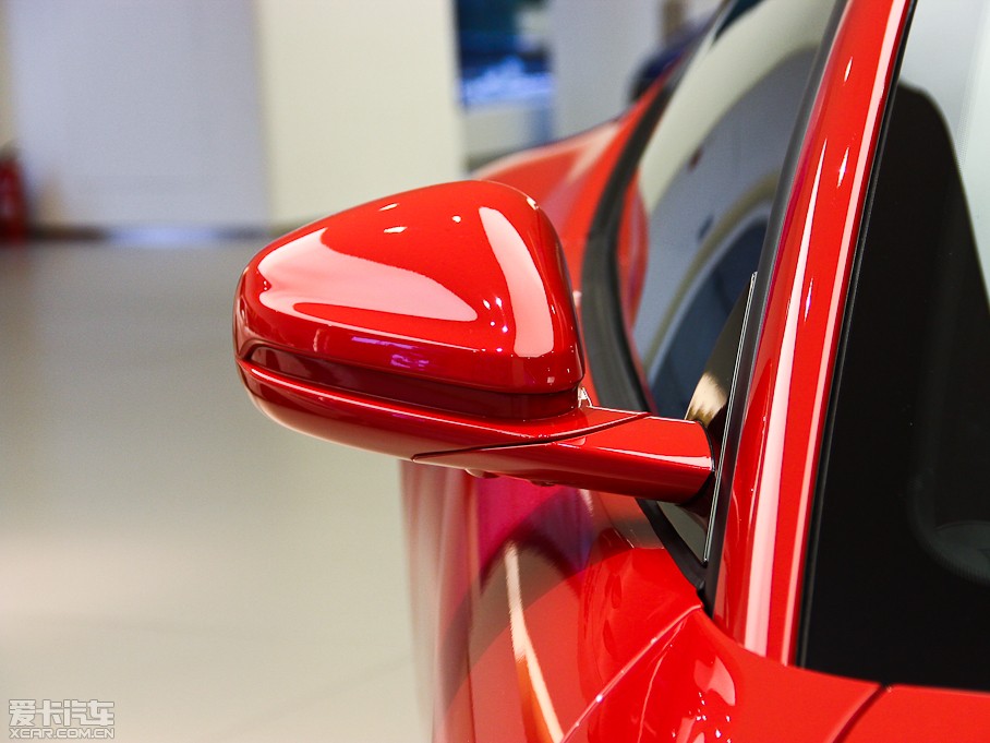 2013F12berlinetta 6.3L (bio)(zhn)