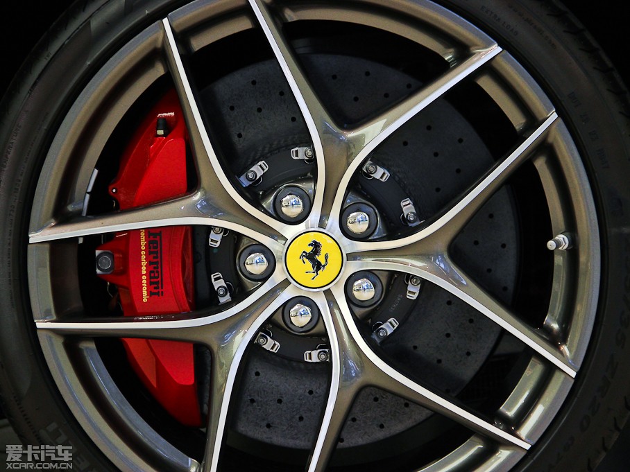 2013F12berlinetta 6.3L ˜ʰ