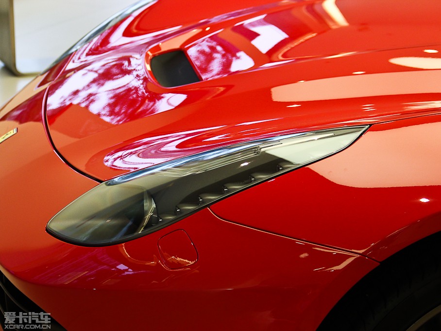 2013F12berlinetta 6.3L (bio)(zhn)