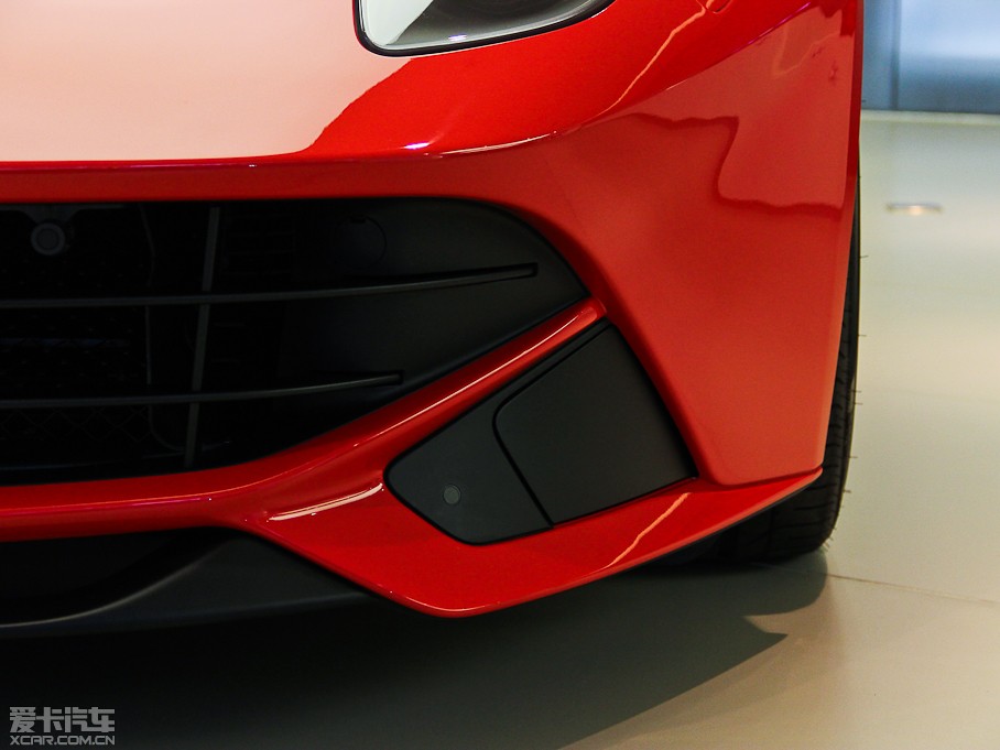 2013F12berlinetta 6.3L ˜ʰ