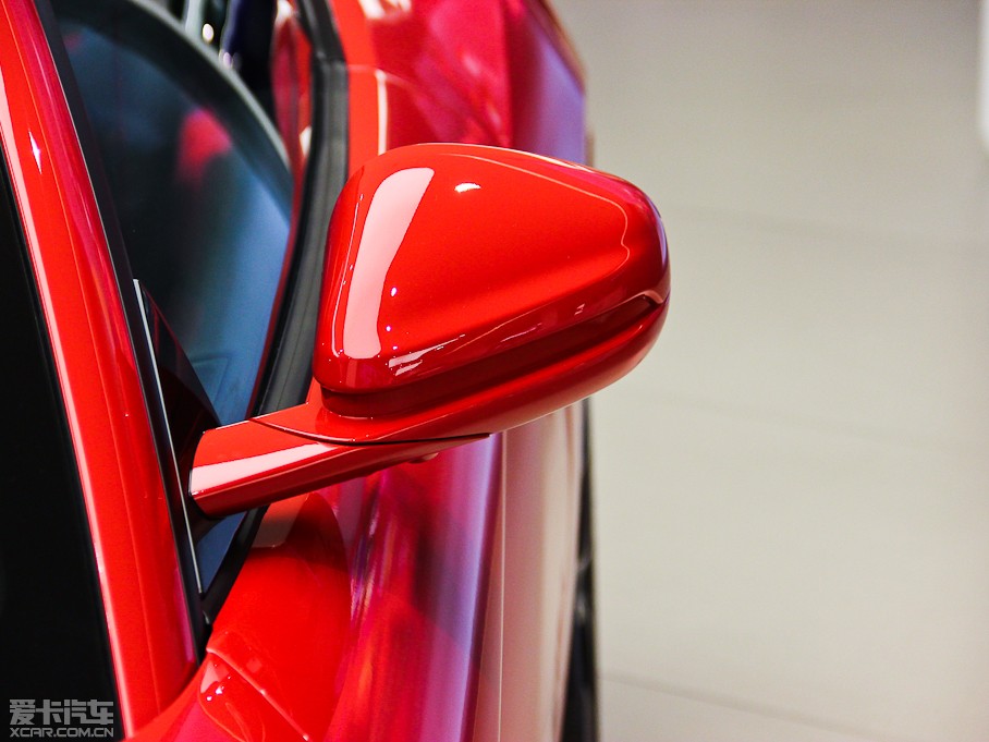 2013F12berlinetta 6.3L ˜ʰ