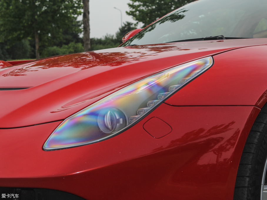 2013F12berlinetta 6.3L ˜ʰ