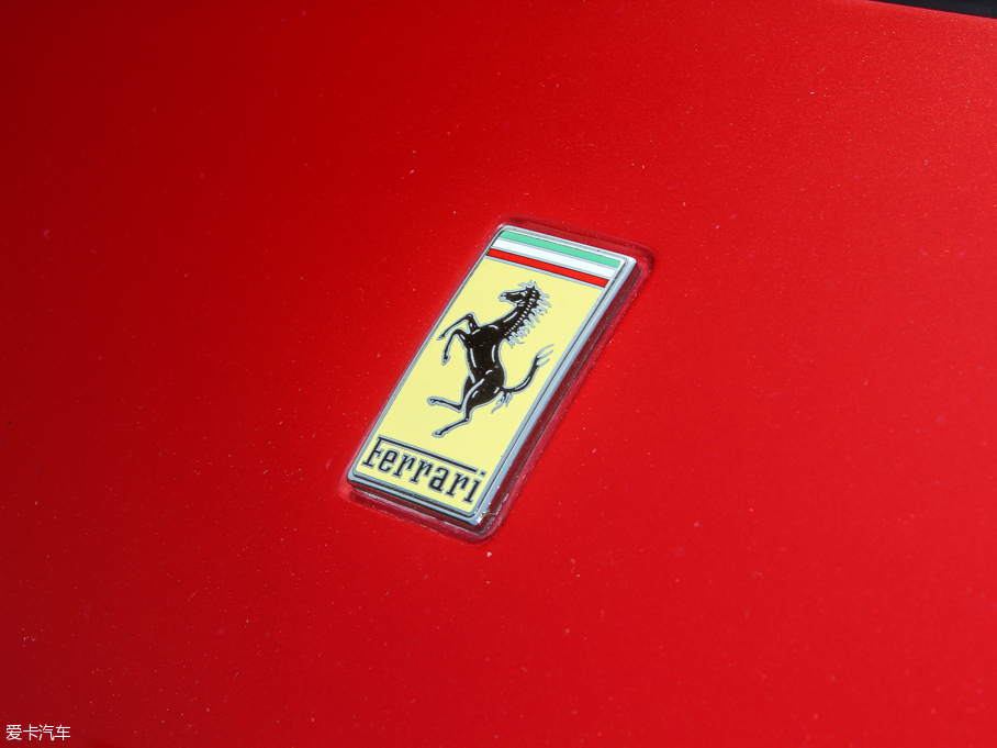 2013F12berlinetta 6.3L ˜ʰ