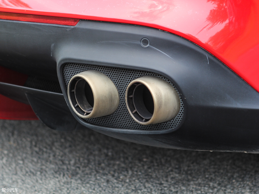 2013F12berlinetta 6.3L ˜ʰ