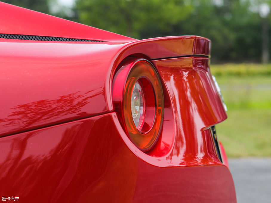 2013F12berlinetta 6.3L ˜ʰ