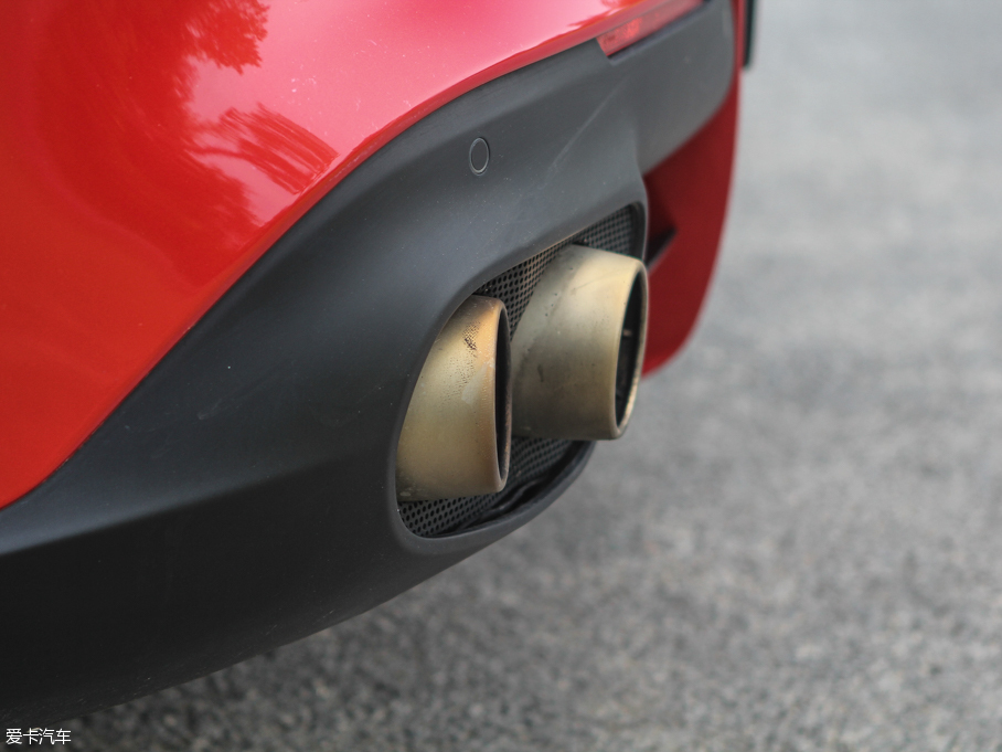 2013F12berlinetta 6.3L ˜ʰ