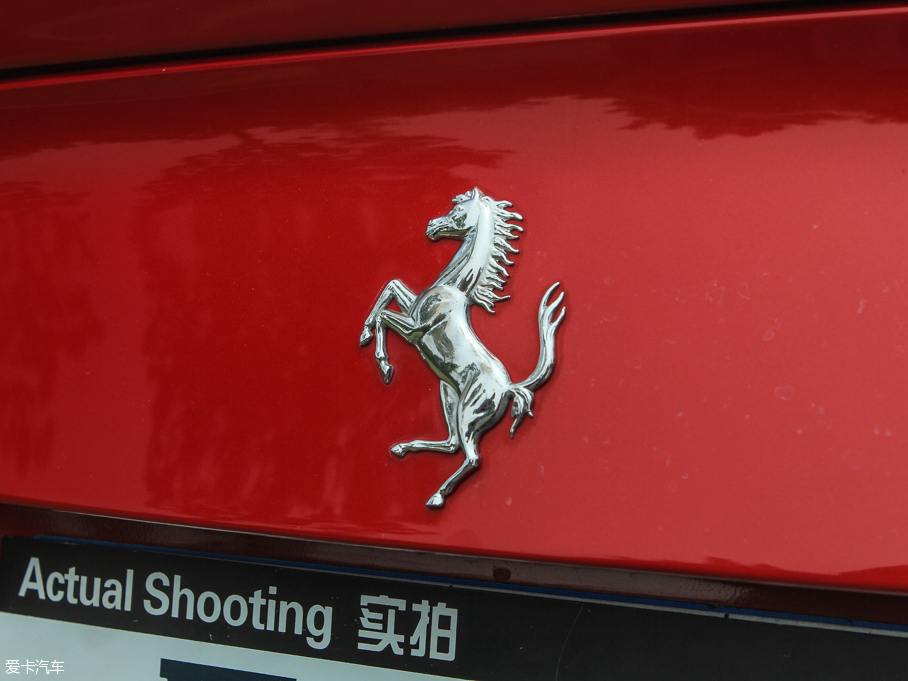2013F12berlinetta 6.3L ˜ʰ