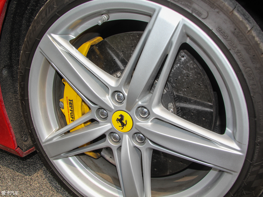 2013F12berlinetta 6.3L ˜ʰ