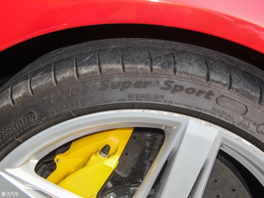 2013F12berlinetta 6.3L ˜ʰ