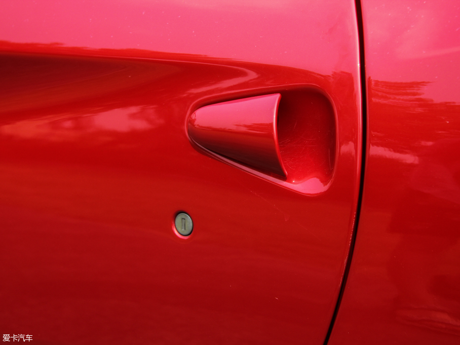 2013F12berlinetta 6.3L (bio)(zhn)