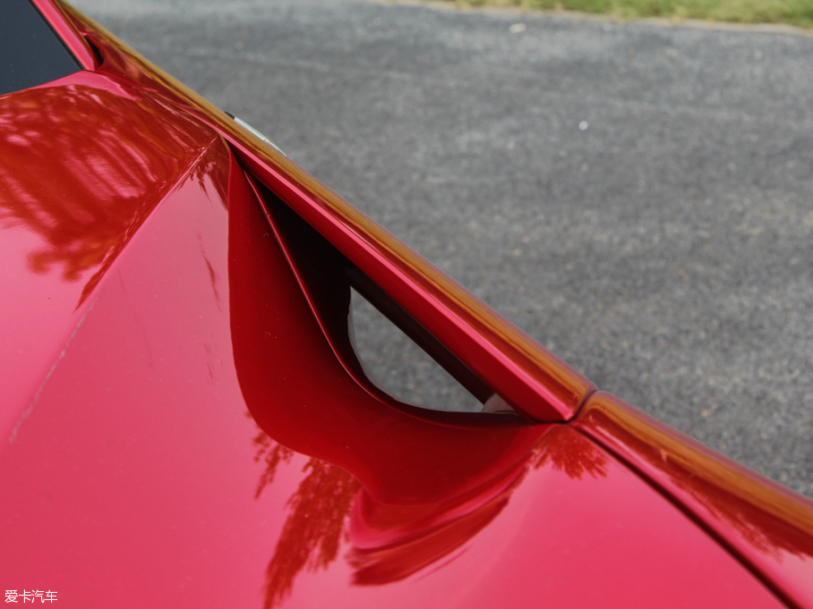 2013F12berlinetta 6.3L ˜ʰ