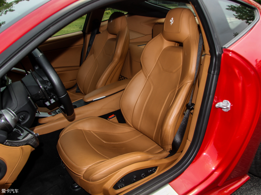 2013F12berlinetta 6.3L ˜ʰ