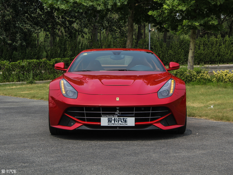 2013F12berlinetta 6.3L ˜ʰ