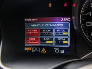2013款6.3L 标准版 中控区