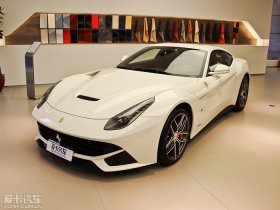 2013F12berlinetta 