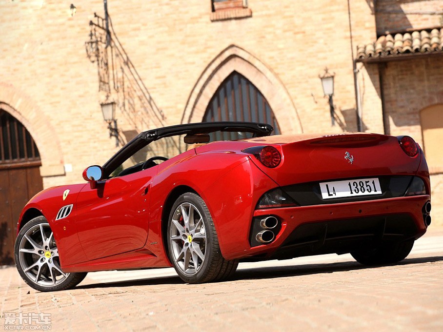 2012��California T 4.3L ������