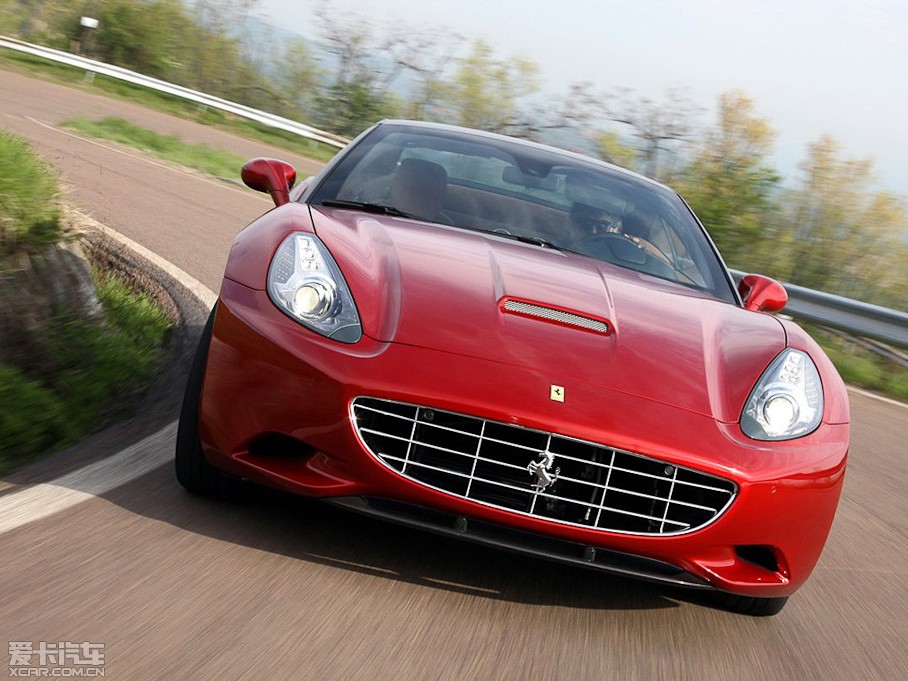 2012��California T 4.3L ������