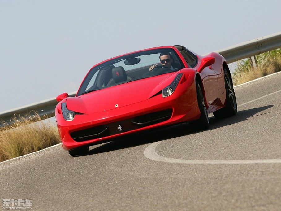 2013458 4.5L Spider