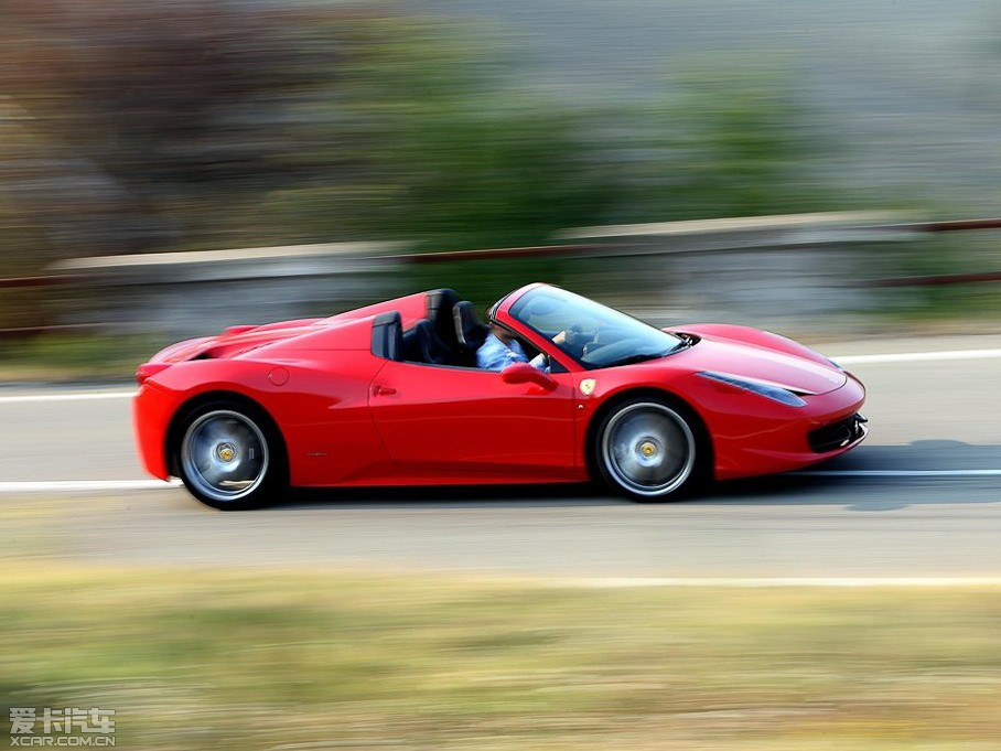 2013458 4.5L Spider
