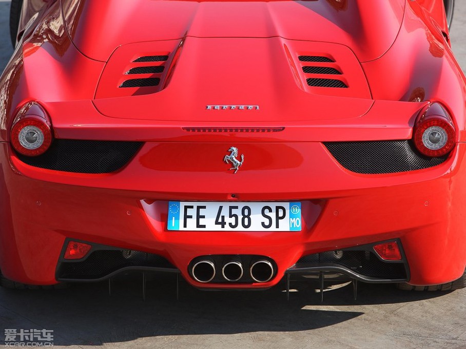 2013458 4.5L Spider