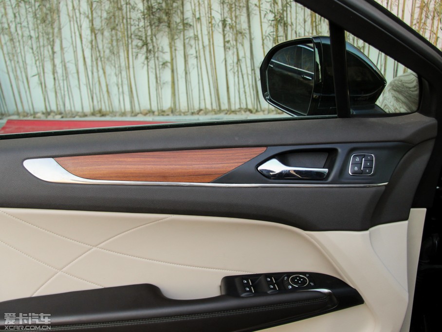 2014ֿMKC 2.0T Ԅ(dng)ҫ