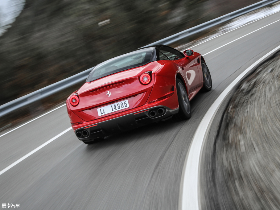 2015��California T 3.9T