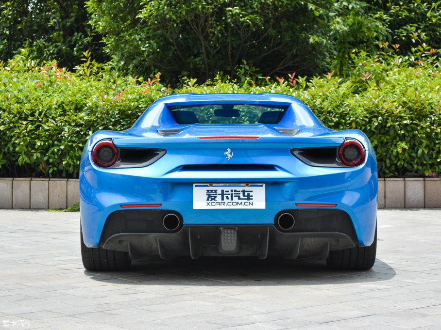 2015488 Spider Spider