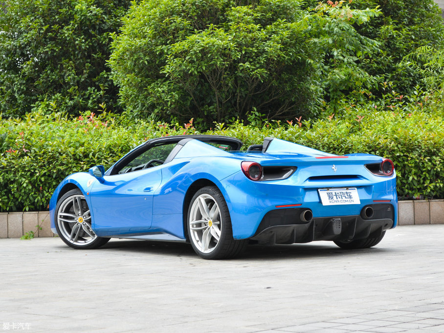 2015488 Spider Spider