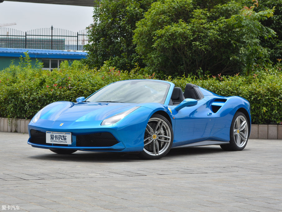 2015488 Spider Spider