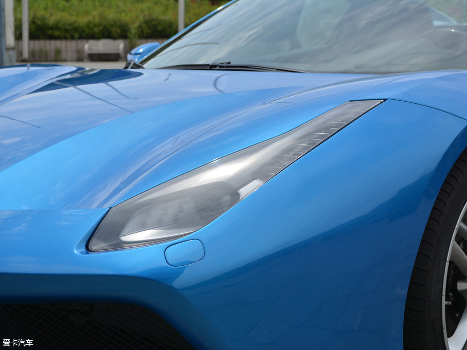 2015488 Spider Spider