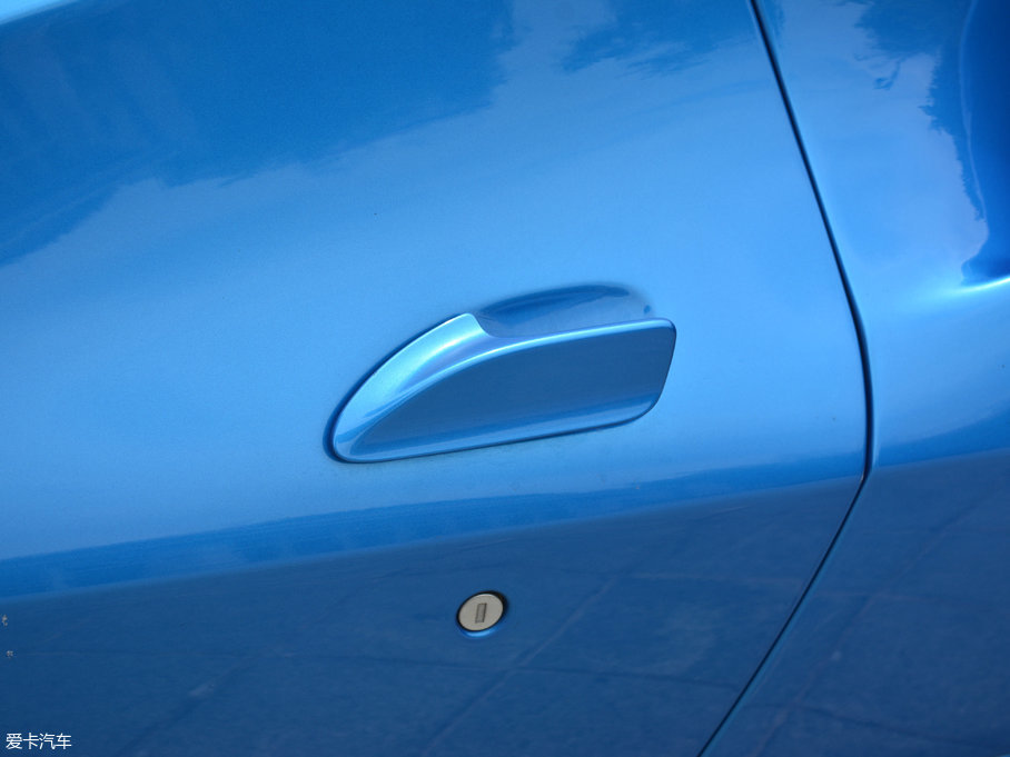 2015488 Spider Spider