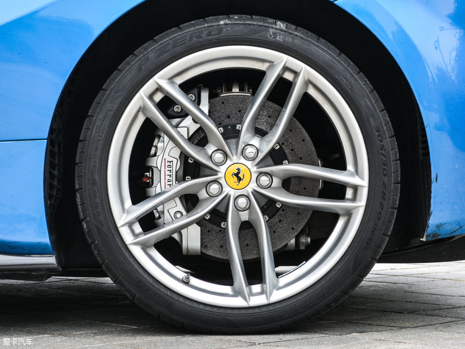 2015488 Spider Spider