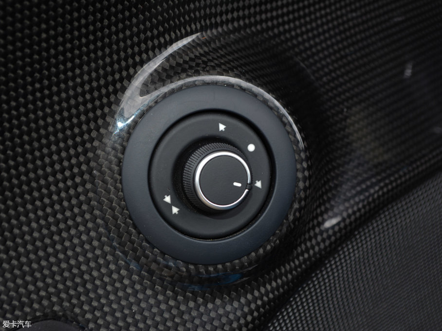 2015488 Spider Spider