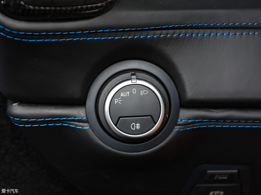 2015488 Spider Spider