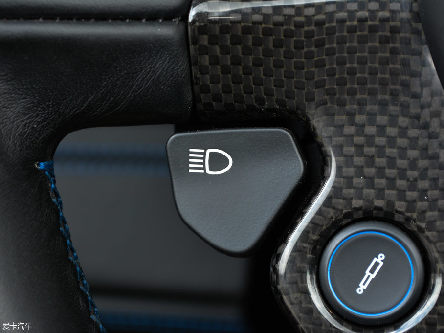 2015488 Spider Spider