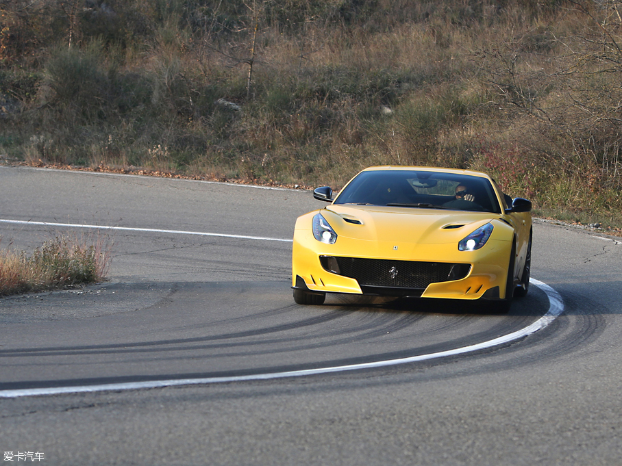2016F12berlinetta tdf