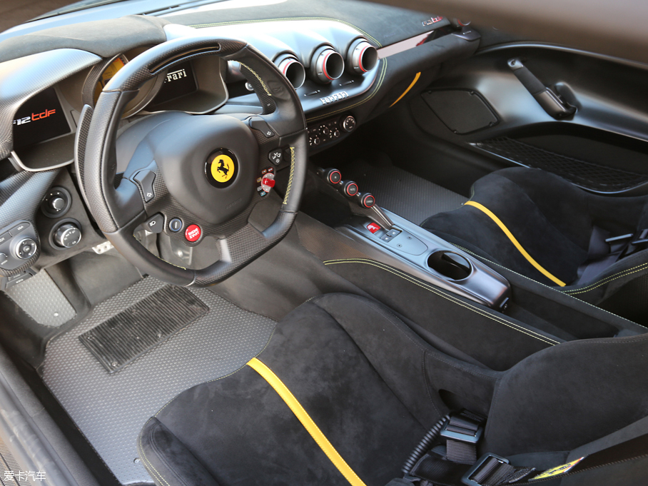 2016F12berlinetta tdf