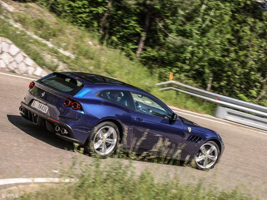 2016GTC4Lusso 6.3 V12