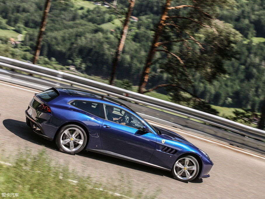 2016GTC4Lusso 6.3 V12