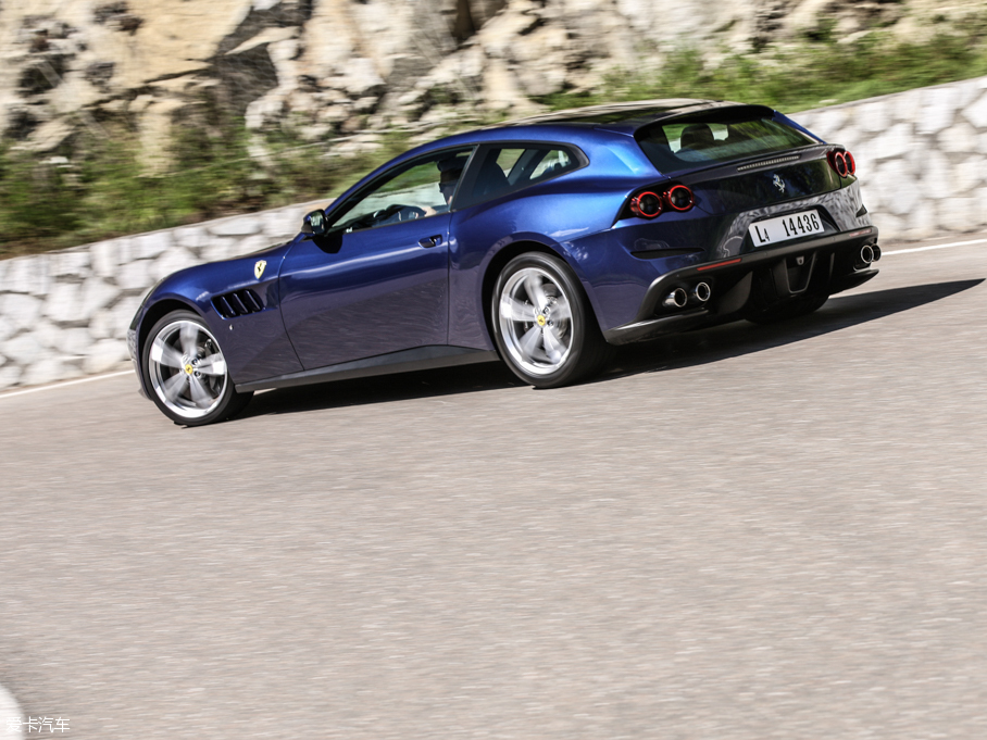2016GTC4Lusso 6.3 V12