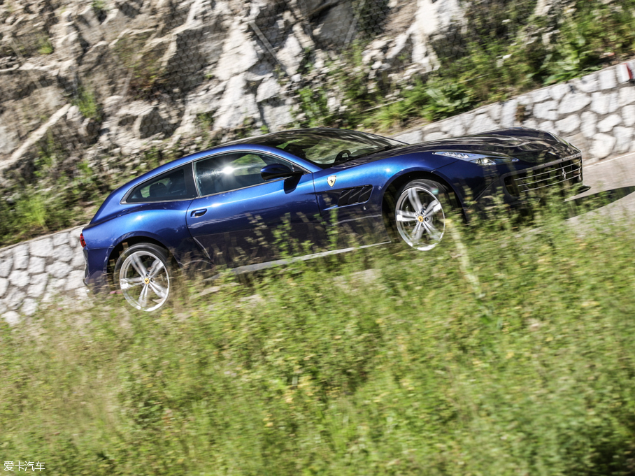 2016GTC4Lusso 6.3 V12